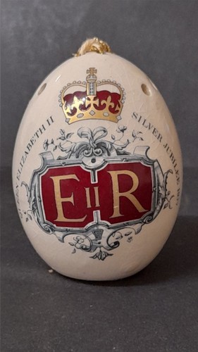 Royal memorabilia pomander - memorabilia,