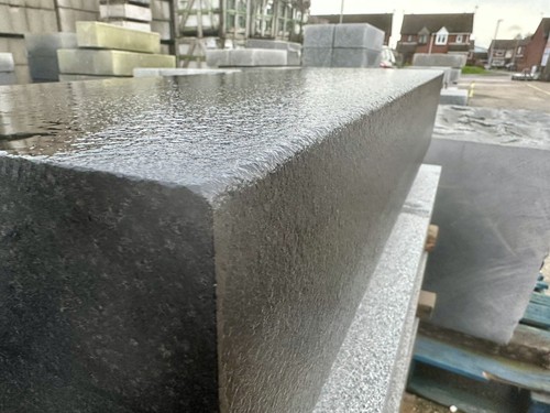 Quality black granite - granite, kerbs