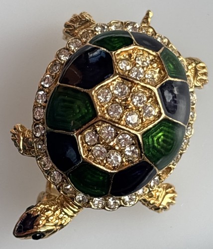 Vintage sphinx brooch pin - brooch,