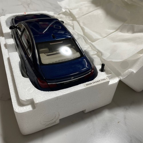Kyosho bmw 750li f02 18 - kyosho,