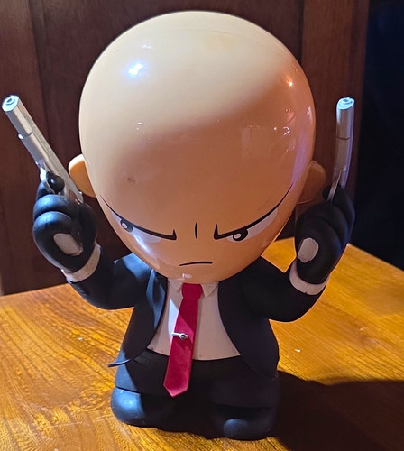 Agent hitman figurine black - 47,
