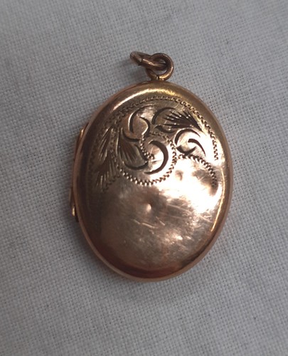 Rolled gold oval locket - rolled,