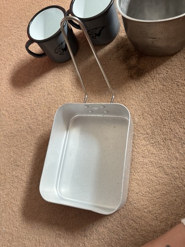 British army issue mess tins - army,