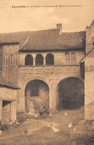 Lavardin renaissance house - -,
