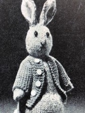 VT001 KNITTING PATTERN PETER RABBIT