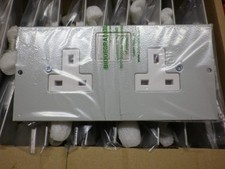 2 gang sockets X 10 to fit TSB/80 SCREED FLOOR BOX