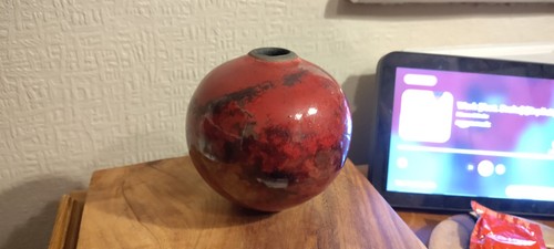 Blood red studio - red,