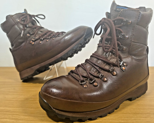 Altberg defender men combat - defender,