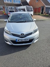 toyota yaris 1.3 full service