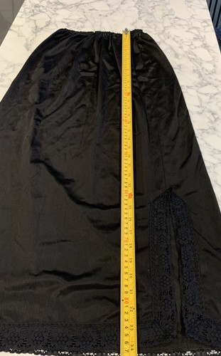 Vintage black nylon brettles - black,