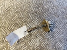 VOLKSWAGEN BEETLE DOOR CHECK STRAP FRONT DRIVERS SIDE OFFSIDE RIGHT 1CC837249A