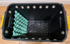 60L  DUBIA ROACH / INSECT