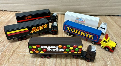 Corgi trucks 80s volvo - corgi,