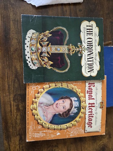 Vintage 1953 queen elizabeth - vintage,