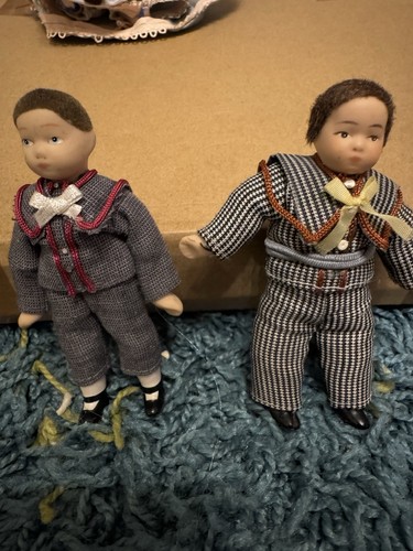 Vintage dolls tiny - vintage, ins