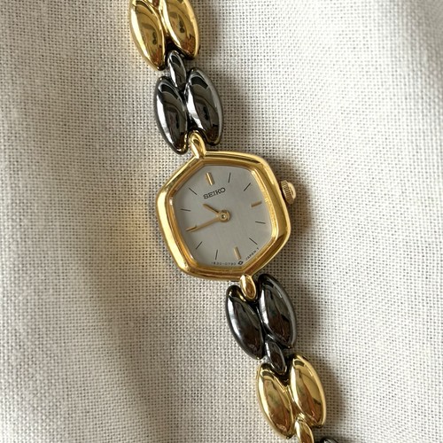 Vintage seiko petite - petite, ladies