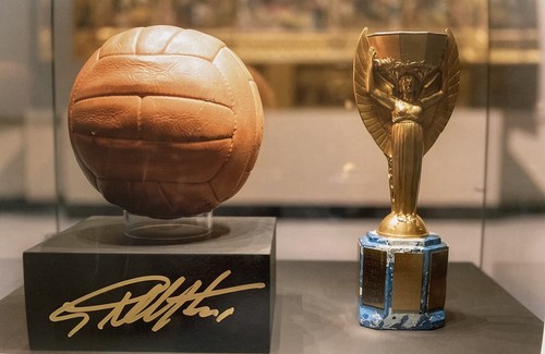 England 1966 world cup - 1966, signed