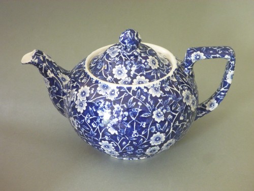 Burleigh blue calico - blue,