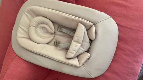 Brand new cybex - cybex, lemo