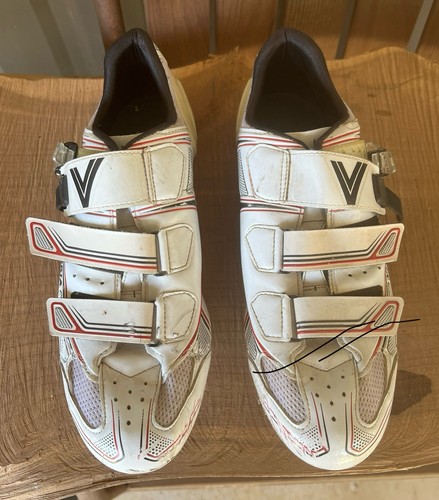 Vittoriaitalian road bike - road,