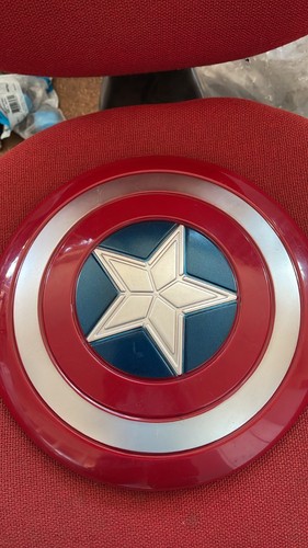 Captain america shield - captain,