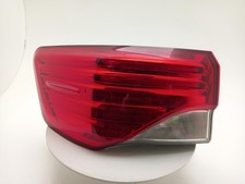 TOYOTA AVENSIS Tail Light Rear