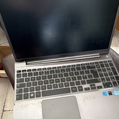 Samsung chronos 3in - 7, 13.3in