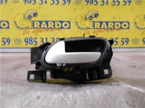 Interior front left - left, handle