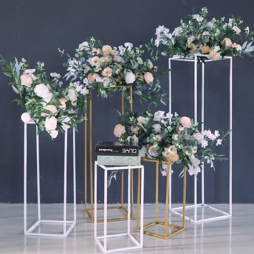Geometric metal flowers rack - metal,