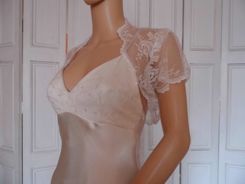 Ivory lace cap sleeved - ivory,