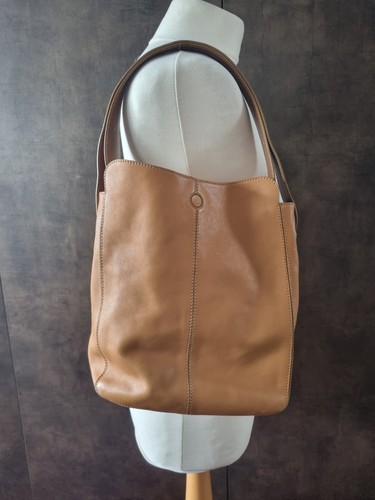Tod camel leather shoulder - camel,
