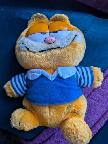 Classic dakin garfield - classic,