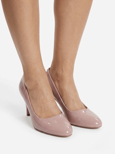 Simply nude patent - be, court