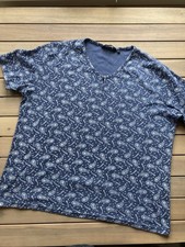 Blue Woman’s Top From Isle Essentials Size 22-24