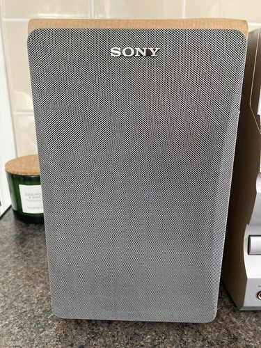 Pair sony bookshelf - a, of