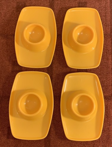 Vintage yellow plastic egg - 4,