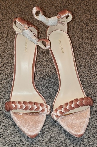 Brand new dusky - **brand,