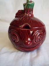 Excellent SylvaC Beetroot face pot mould no. 4553