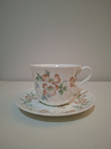 Wedgwood cottage rose - rose, cup