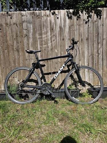 Giant roam hybrid bike - giant, with