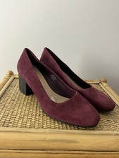 M&S Footglove Burgundy Suede