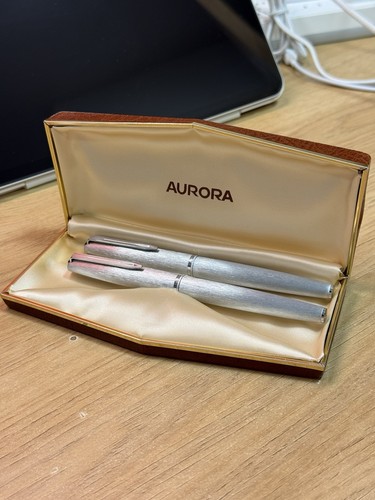 Two aurora 14k gold nib - two,