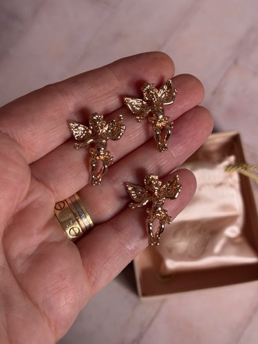 Kirk folly pin badges - kirk’s,