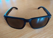 Oakley Holbrook Sunglasses Black - Worn Once