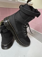 DR MARTINS COMBS TECH BOOT BLACK SIZE UK 8 EUR 42 GREAT CONDITION USED ONCE 