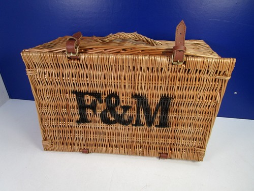 Genuine large fortnum - genuine, f&m
