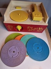 Vintage Collectable Fisher Price Record Player 5 Records 71 Plays Well