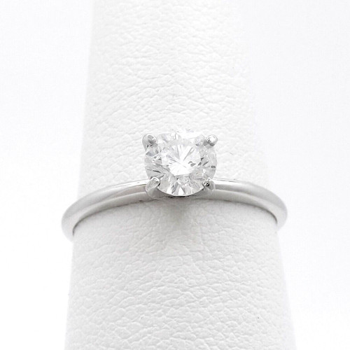 Platinum natural round diamond - natural,