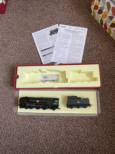 Hornby merchant navy class dcc - navy,