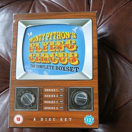 Monty python flying - python's,
